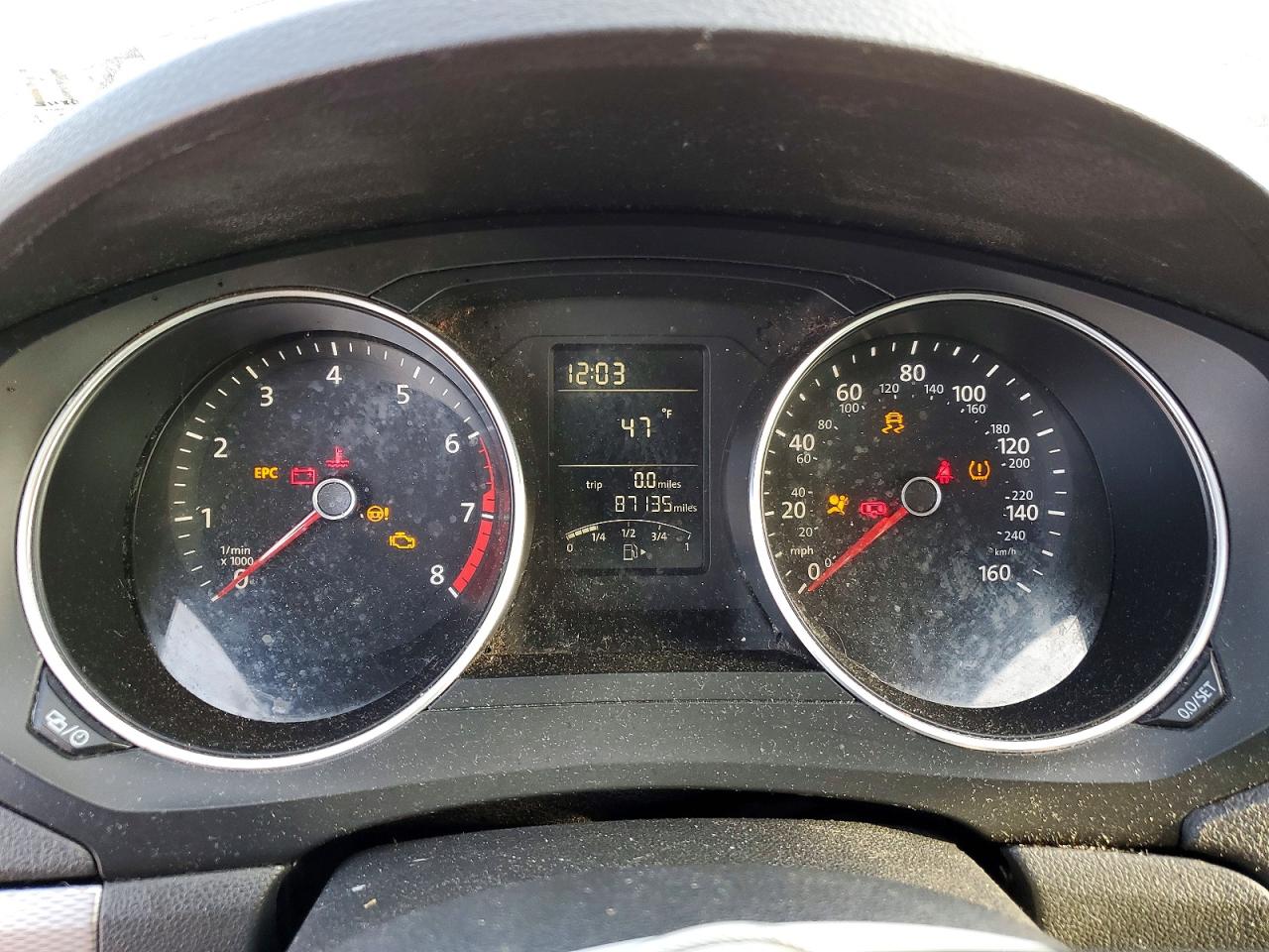 Volkswagen Jetta S