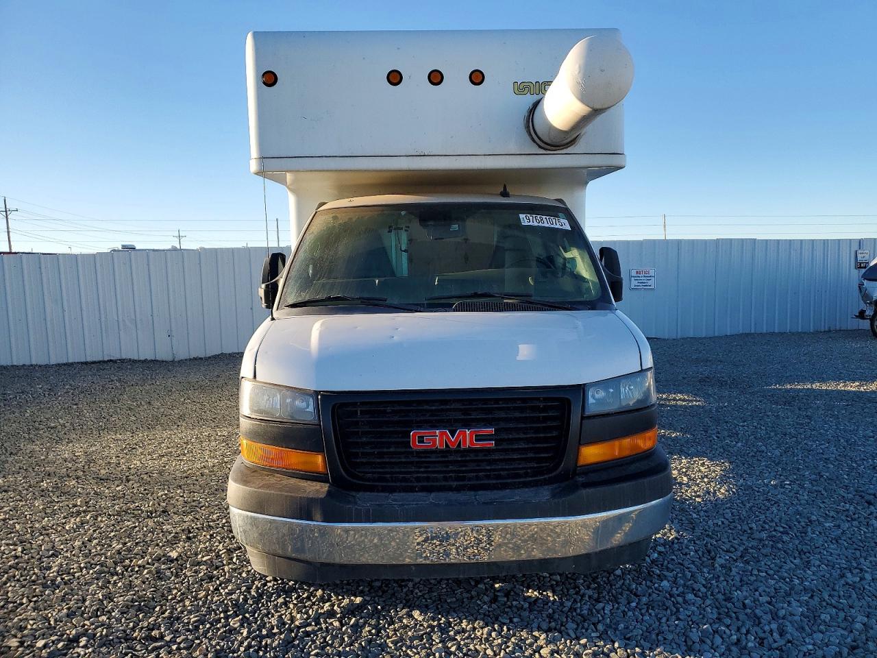 GMC Savana