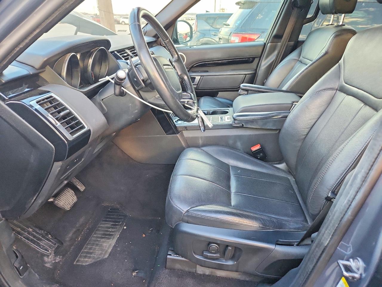 Land Rover Discovery Se