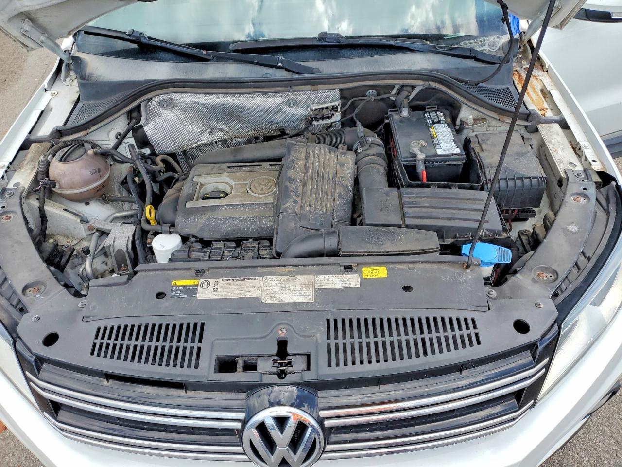 Volkswagen Tiguan S