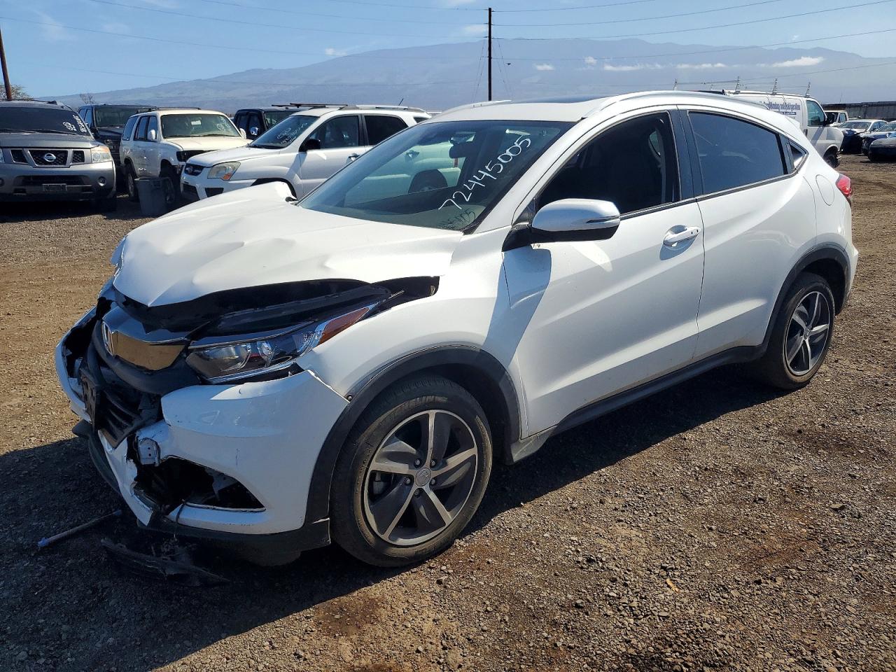 Salvage Honda HR-V Image