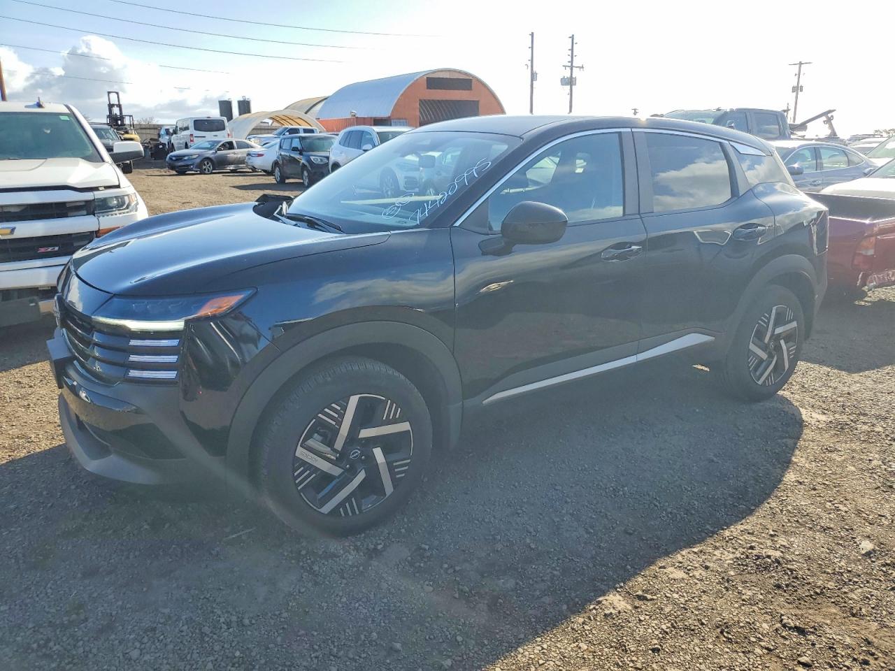 Salvage Nissan Kicks Image