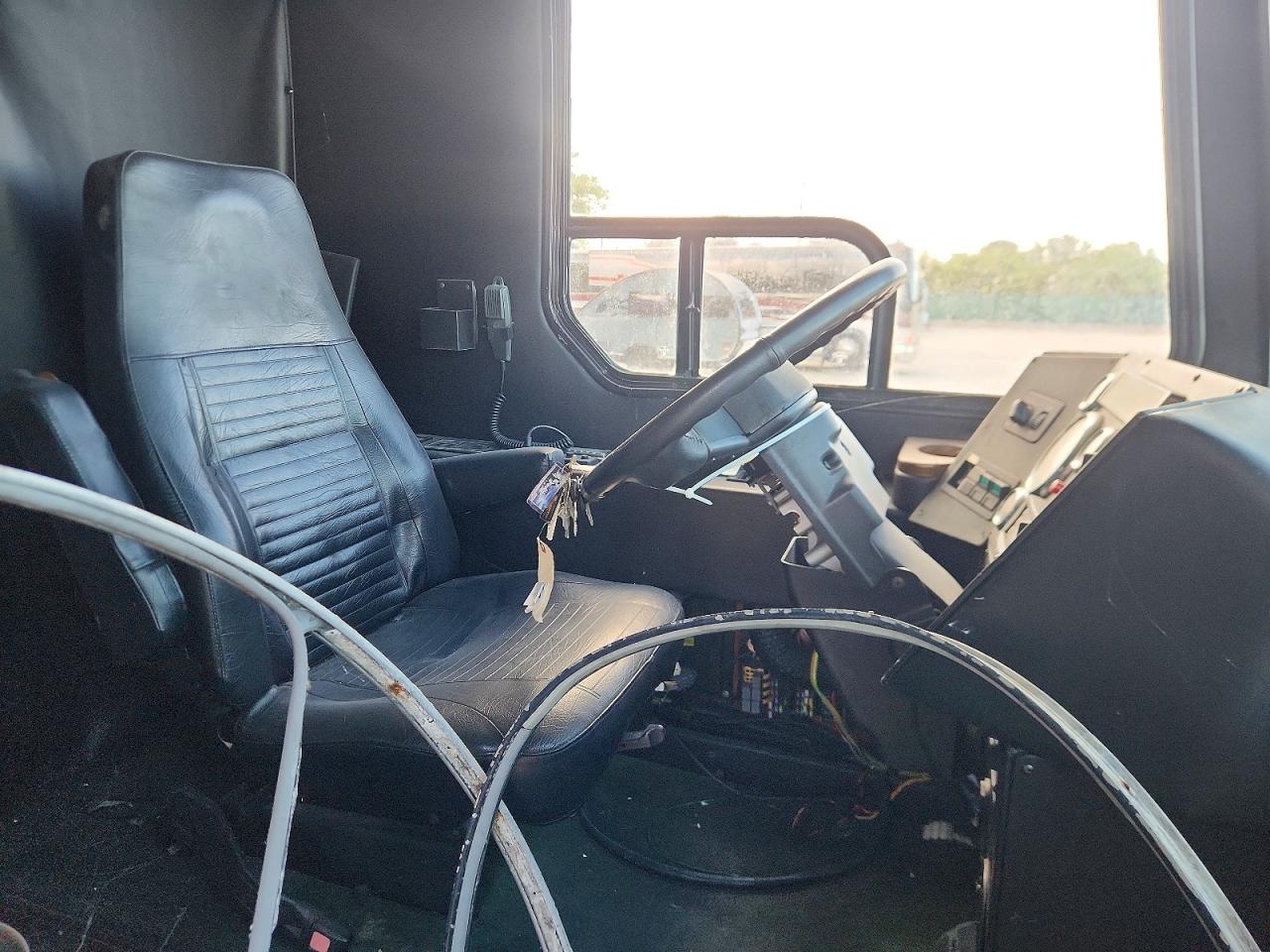Freigliner Chassis M Line Shuttle Bus
