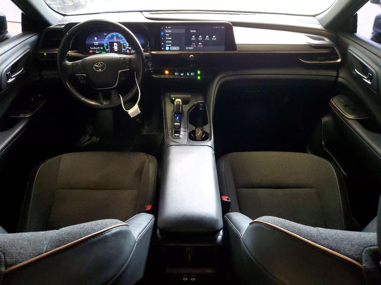 Toyota Crown Xle Xle