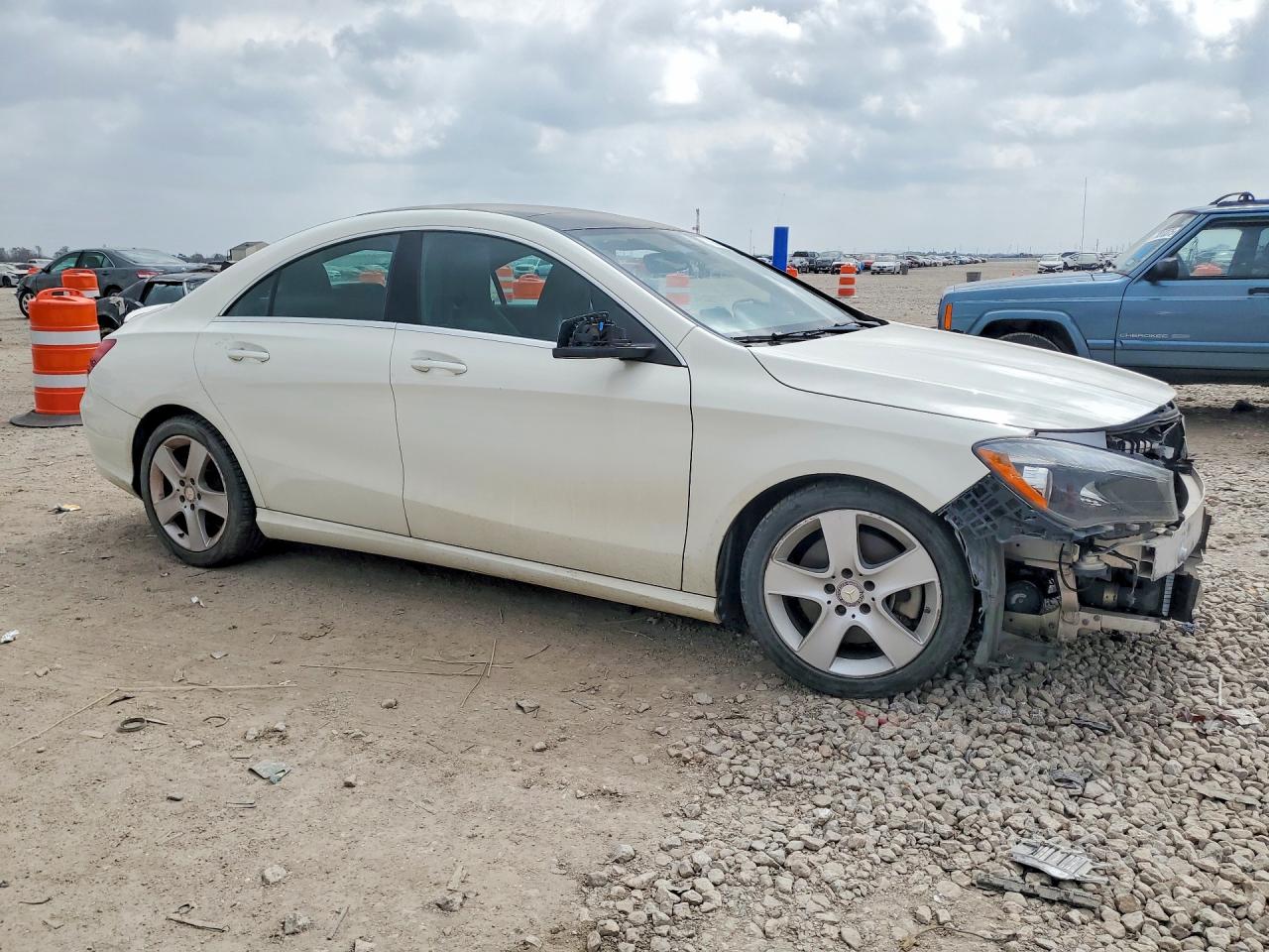 Mercedes-Benz Cla-class 250 4matic