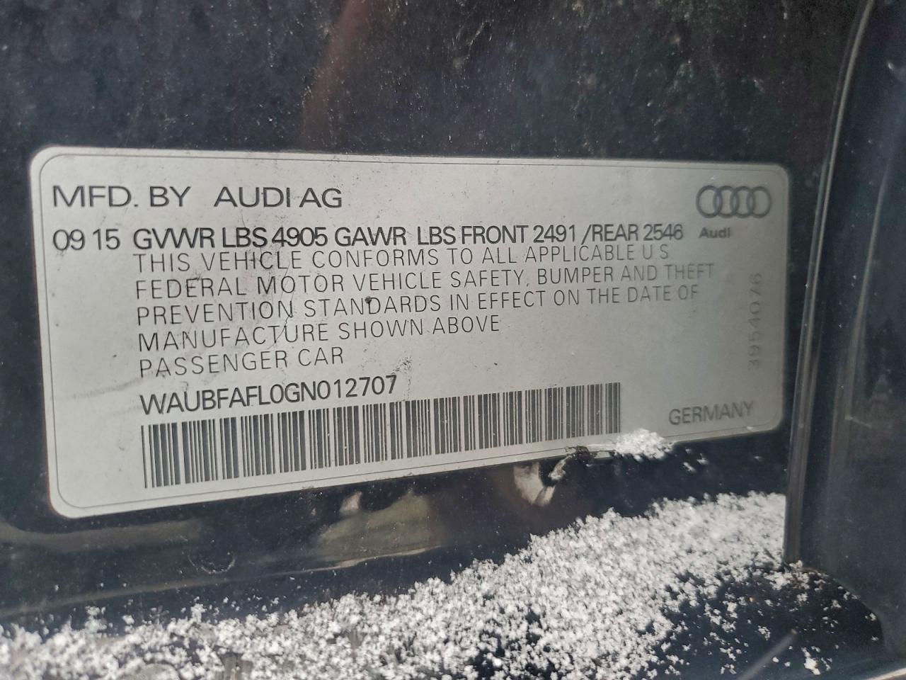 Audi A4 Premium S-line