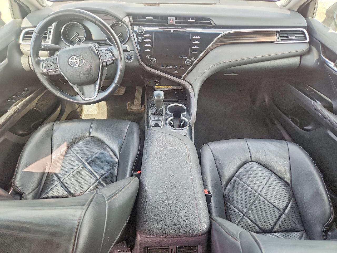 Toyota Camry Xle