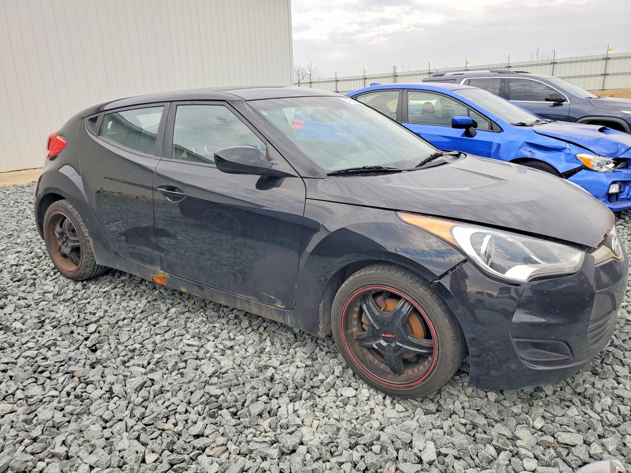 Hyundai VELOSTER Base
