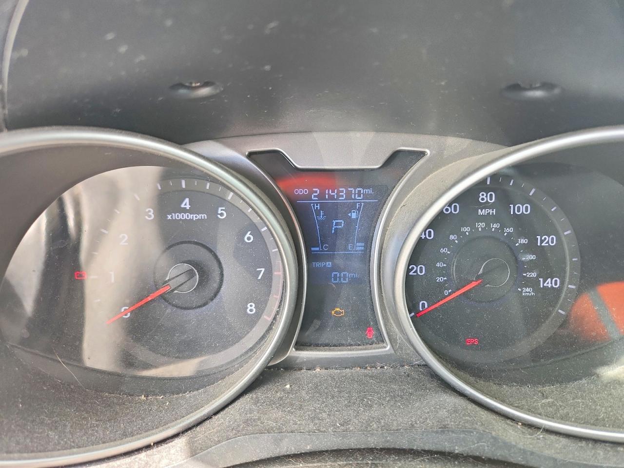 Hyundai VELOSTER Base