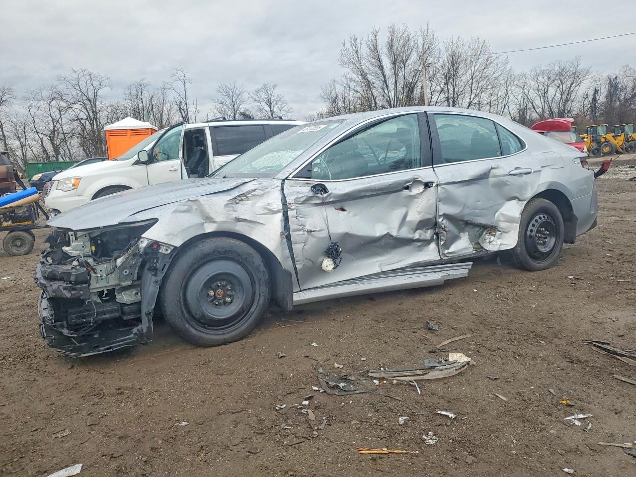 Salvage Toyota Camry Image