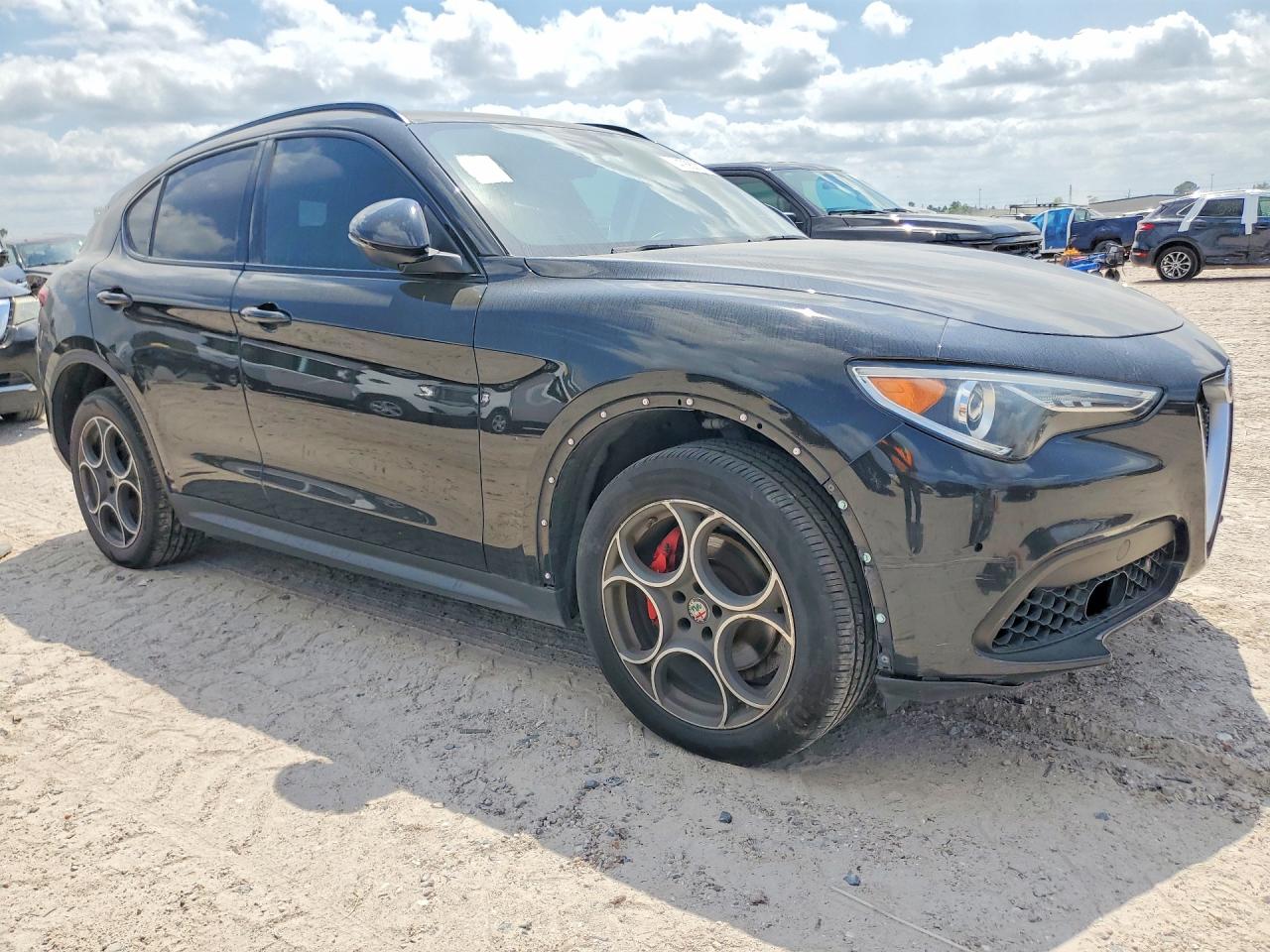 Alfa Romeo Stelvio Ti Sport