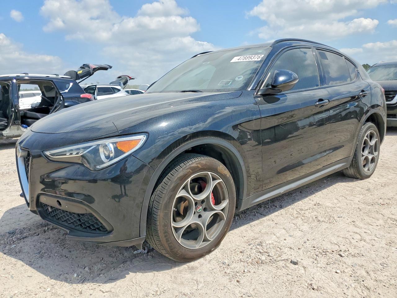 Salvage Alfa Romeo Stelvio Image
