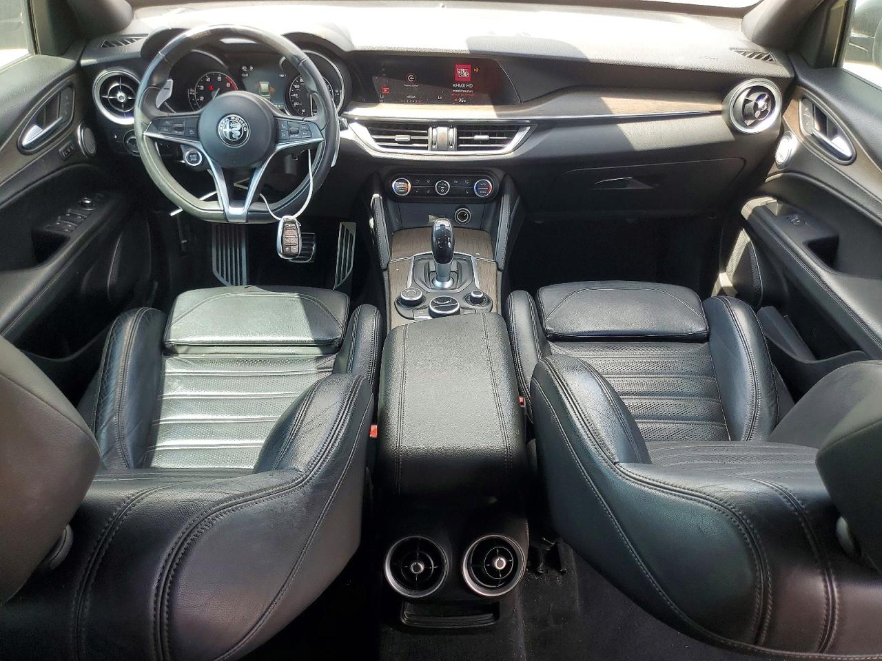 Alfa Romeo Stelvio Ti Sport