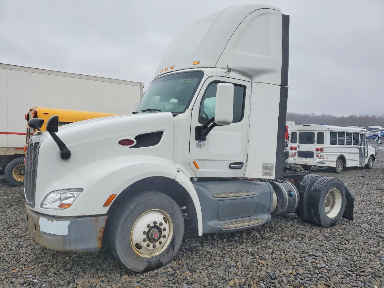 Peterbilt 579