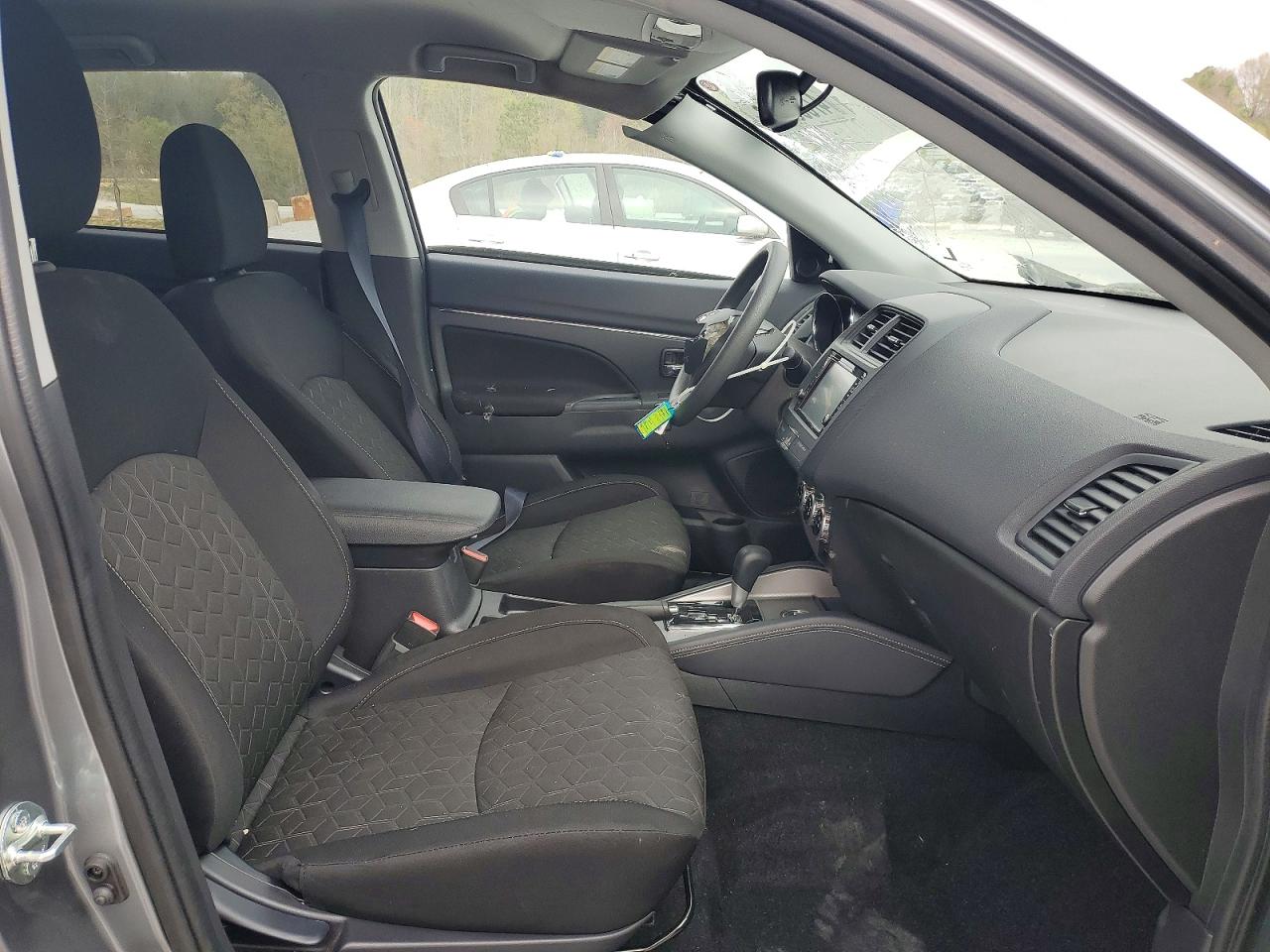 Mitsubishi Outlander S