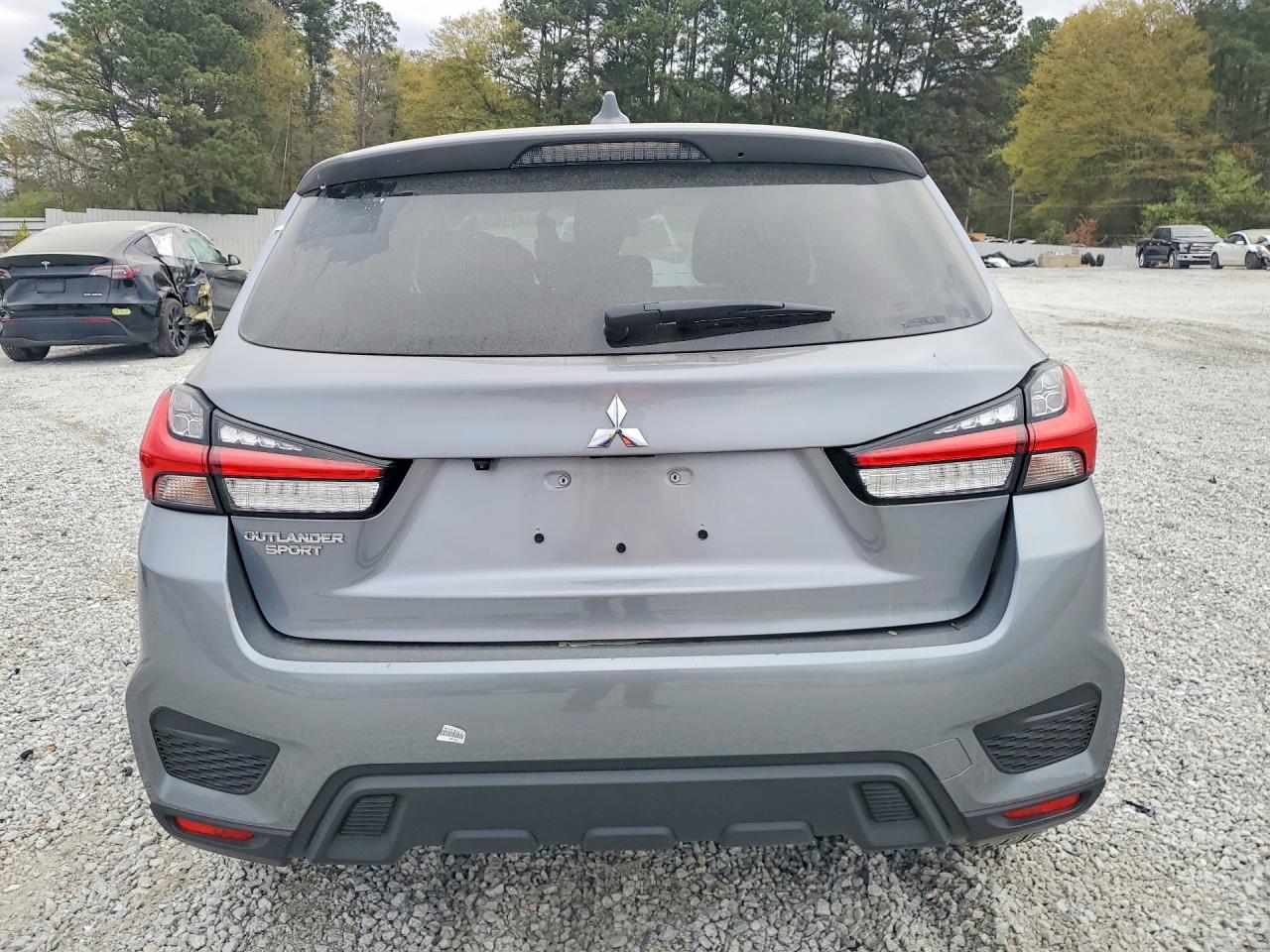 Mitsubishi Outlander S