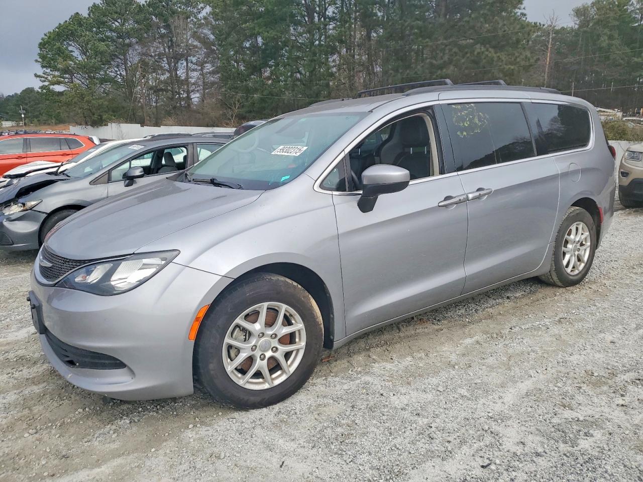Salvage Chrysler Minivan Image