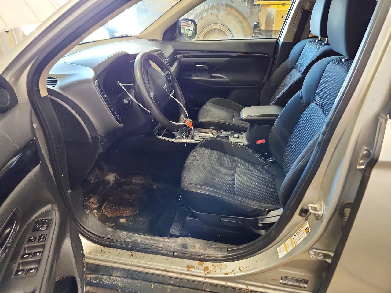 Mitsubishi Outlander Es