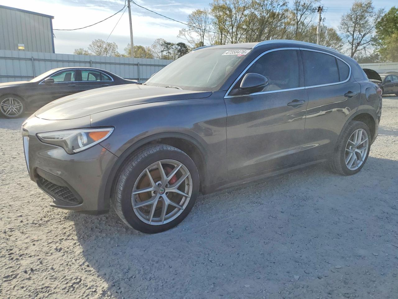 Salvage Alfa Romeo Stelvio Image