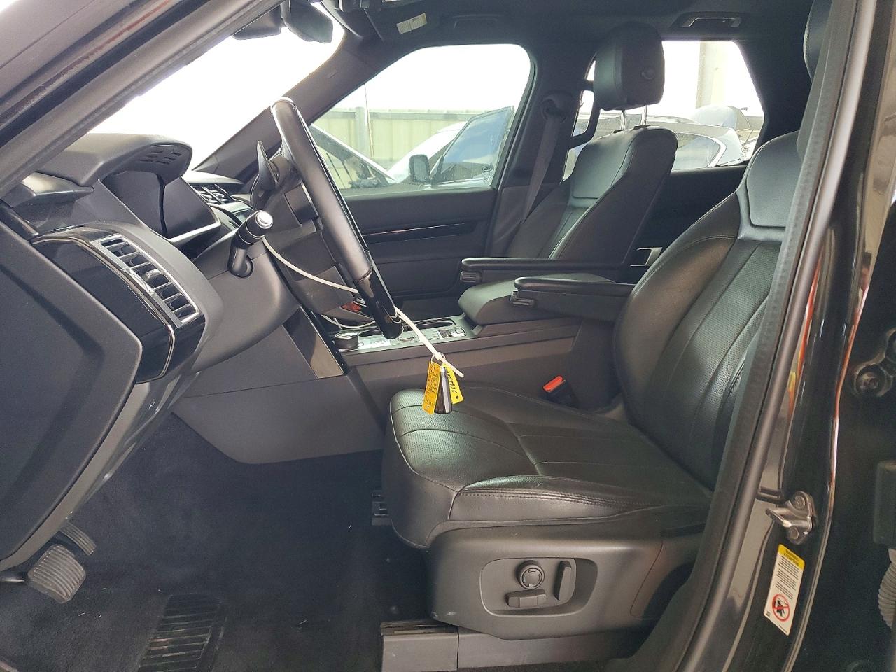 Land Rover Discovery Se