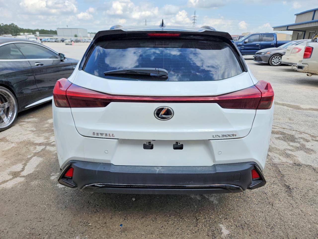 Lexus Other 300h Base