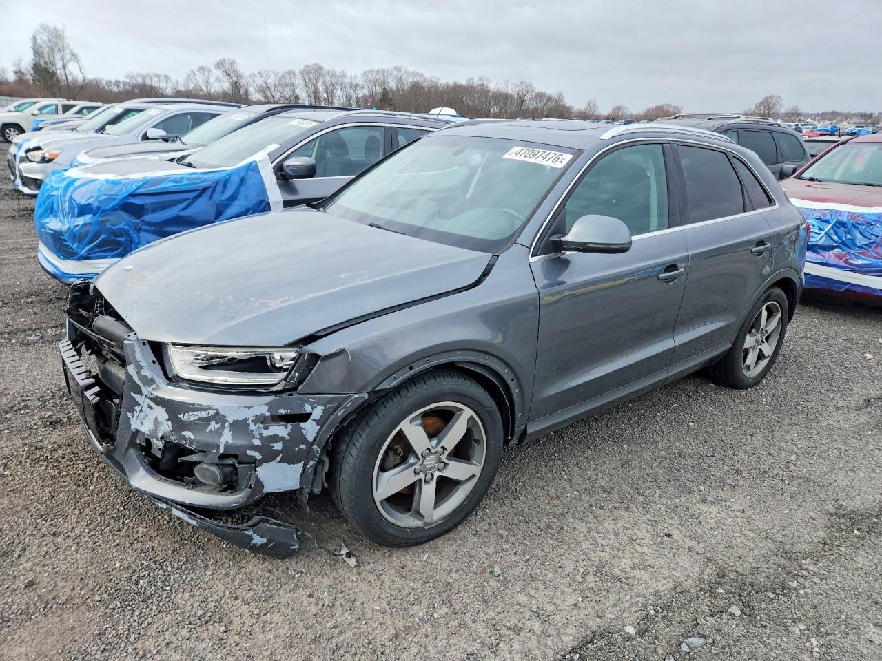 Salvage Audi Q3 Image