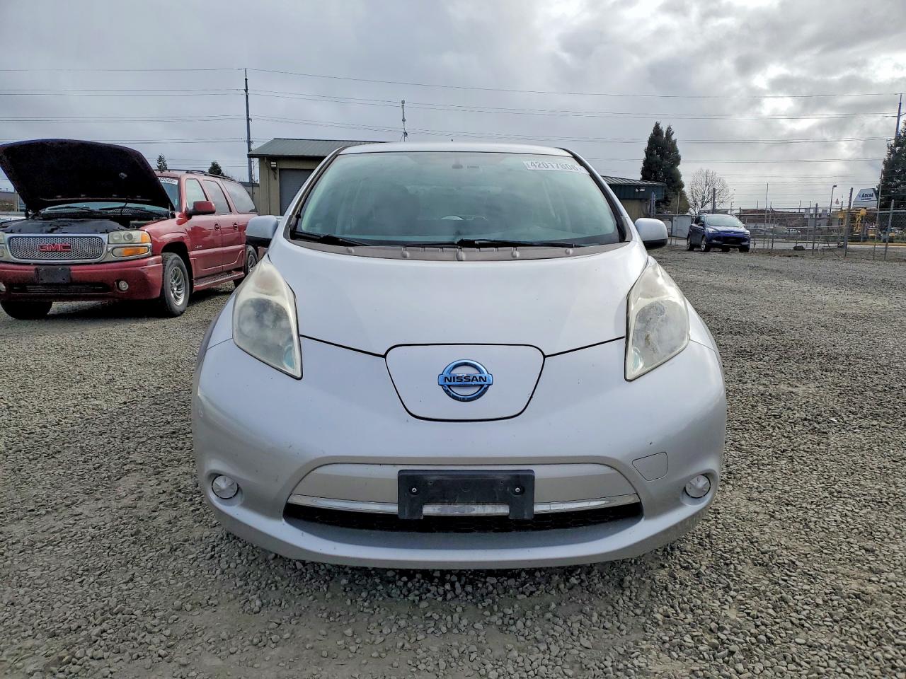 Nissan LEAF S