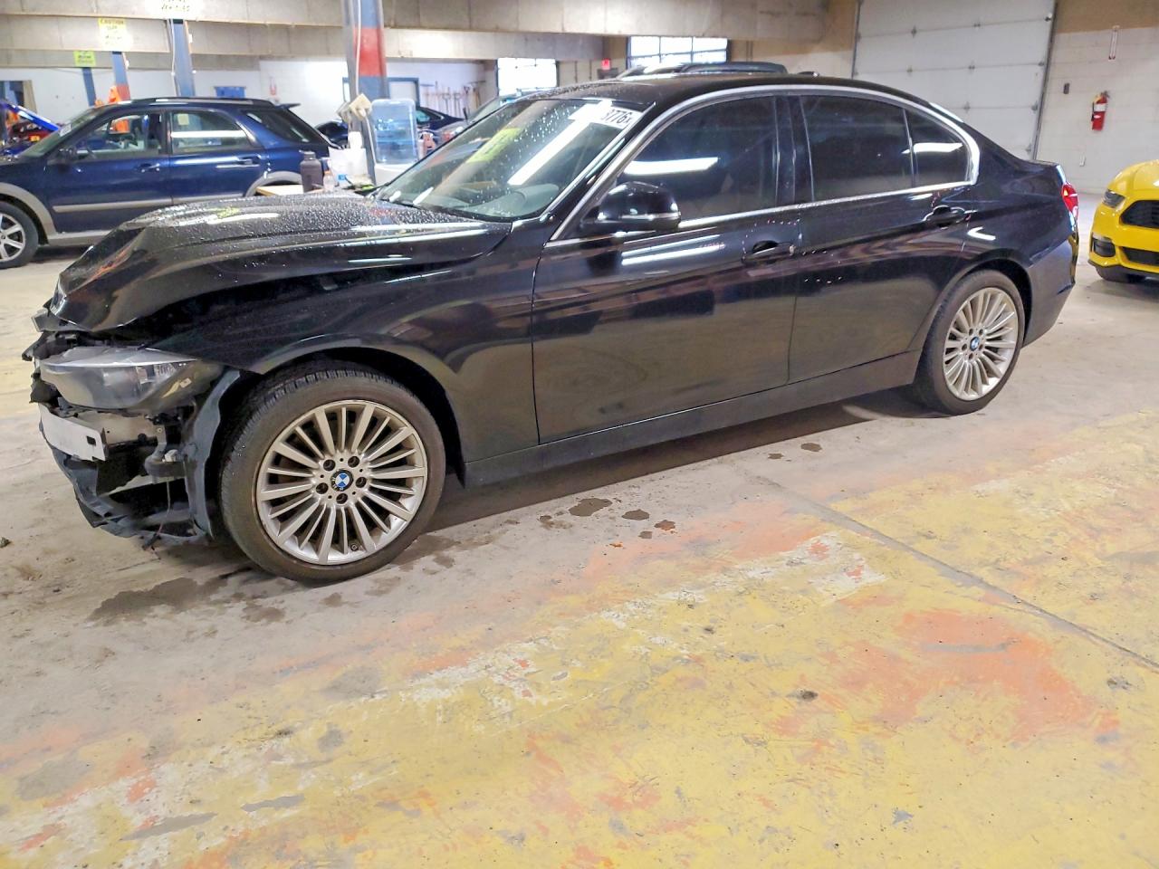 Salvage BMW 3 Series Image