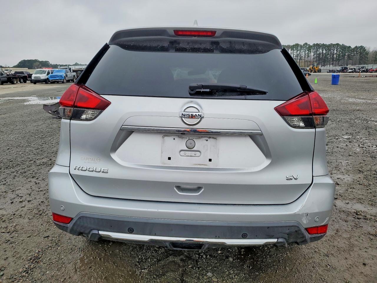 Nissan Rogue Sv