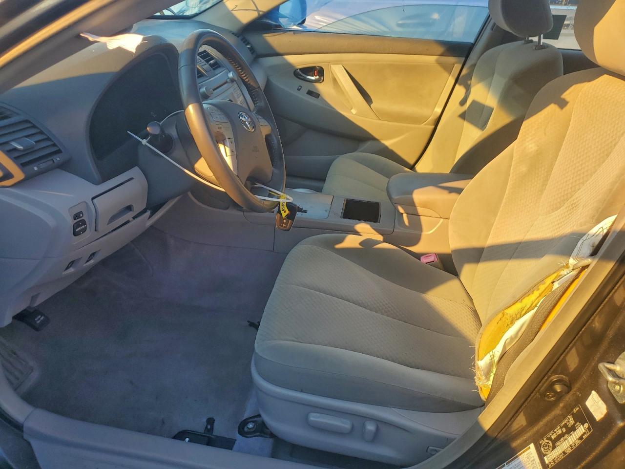Toyota Camry Hybrid