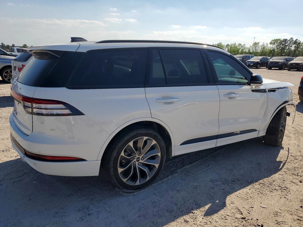 Lincoln Aviator