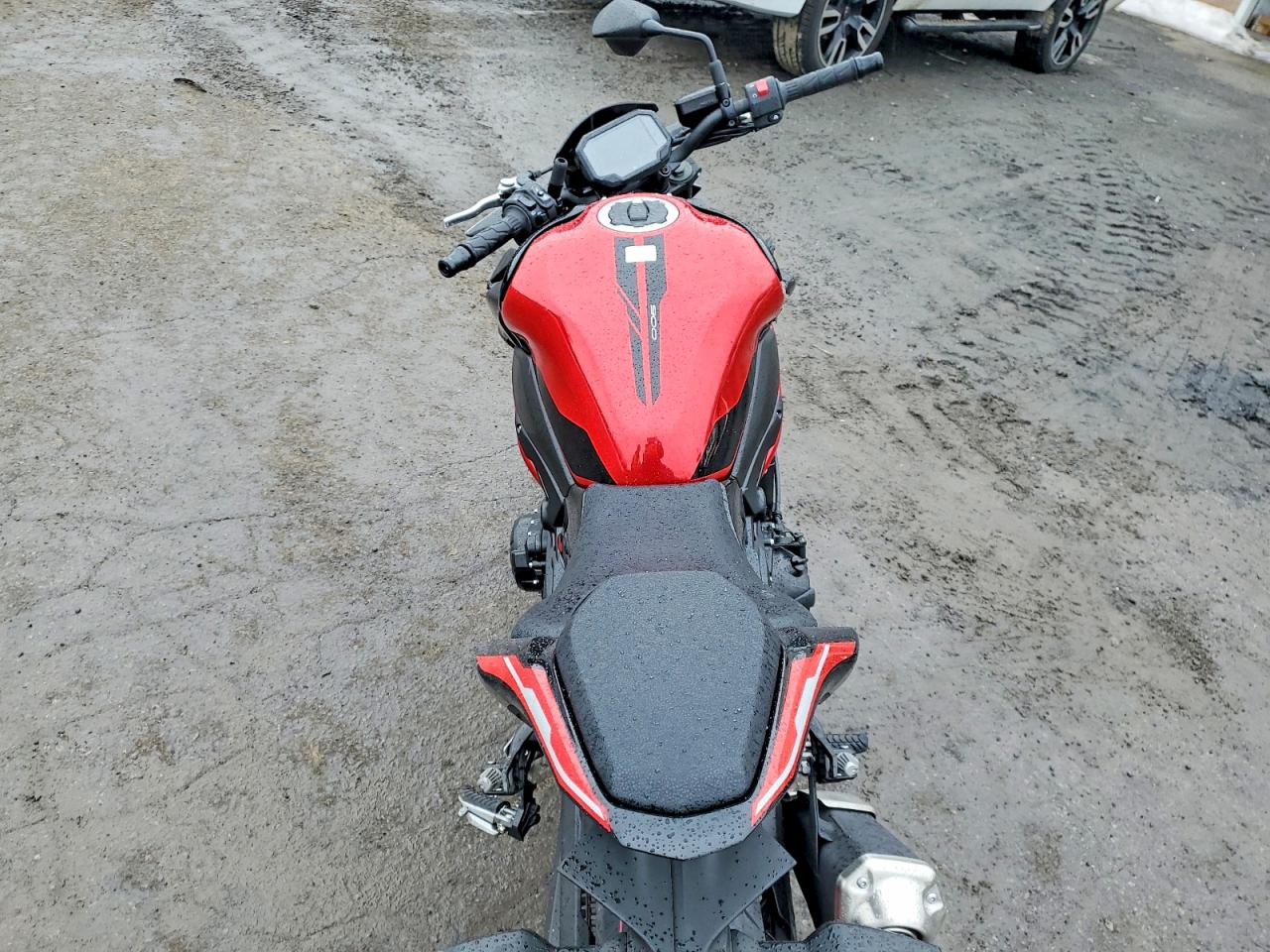 Kawasaki Zr900 F F