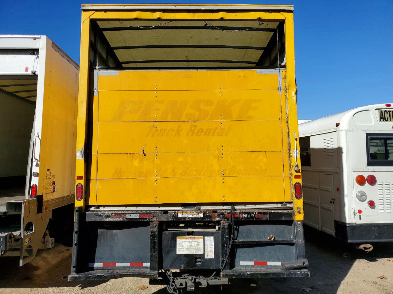 International 4000