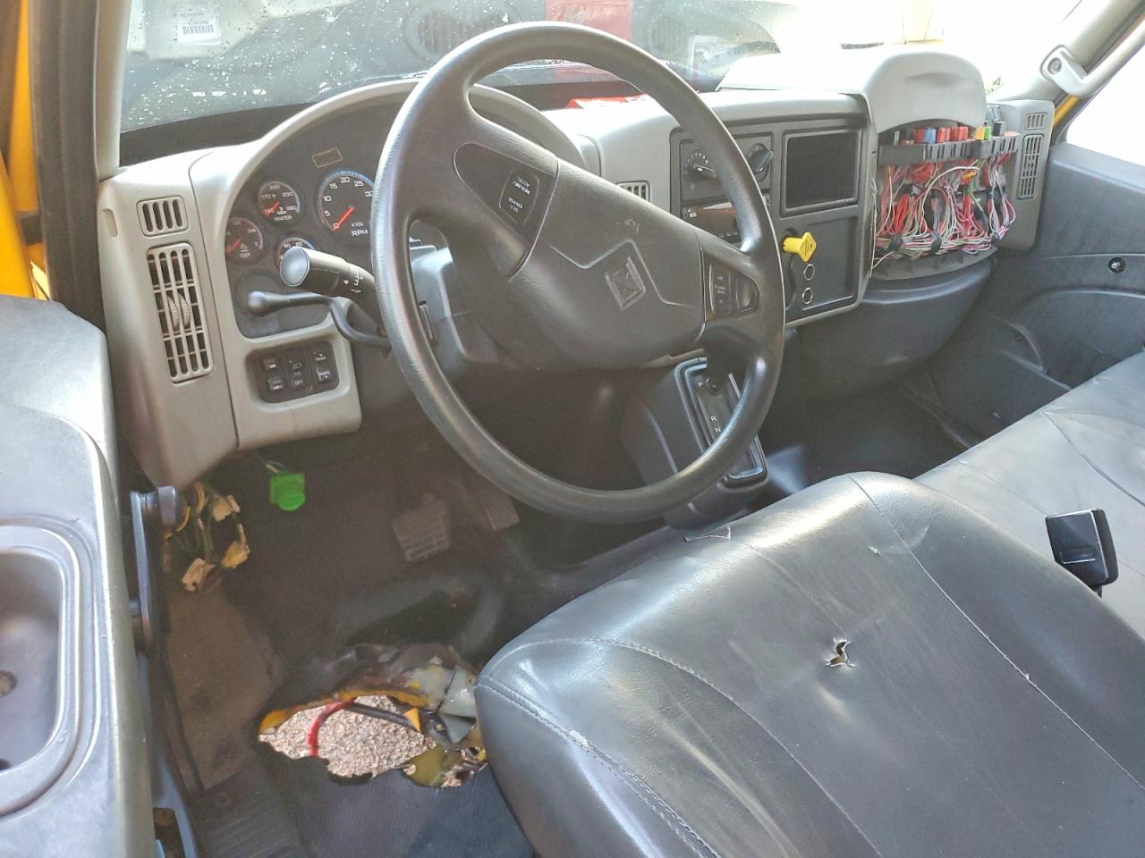 International 4000