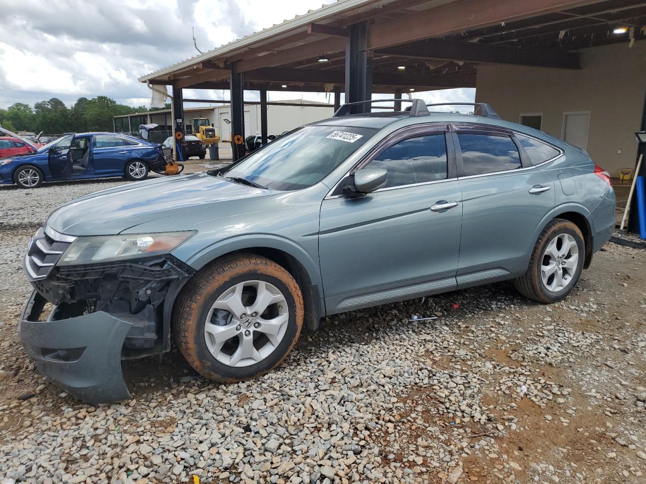 Salvage Honda Crosstour Image