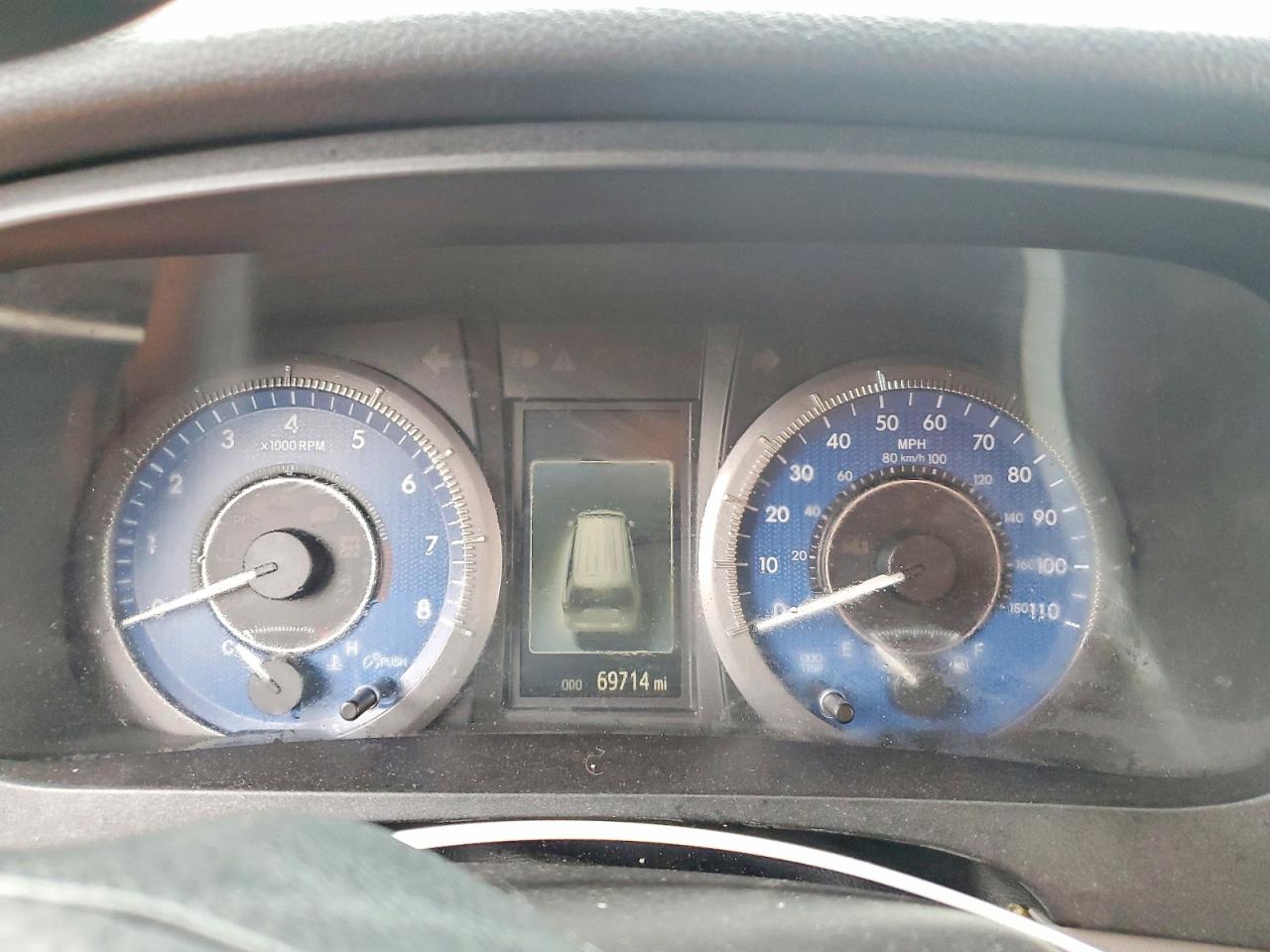 Toyota Sienna Le 8-passenger