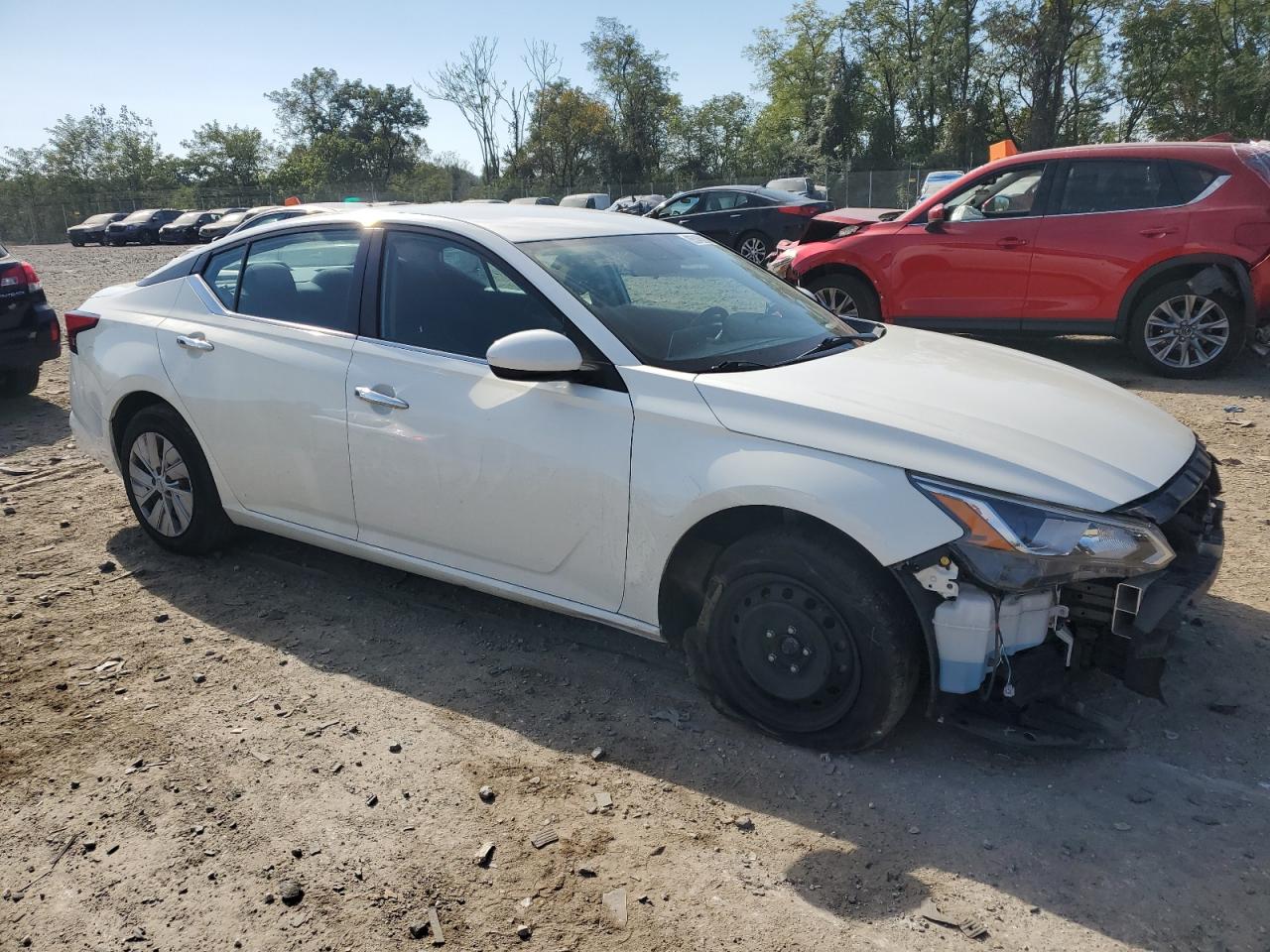 Nissan Altima S