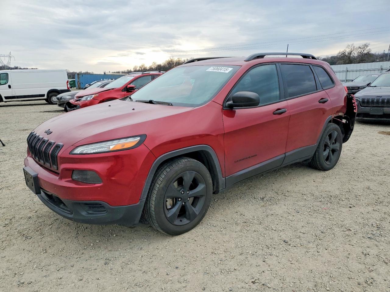 Salvage Jeep Cherokee Image