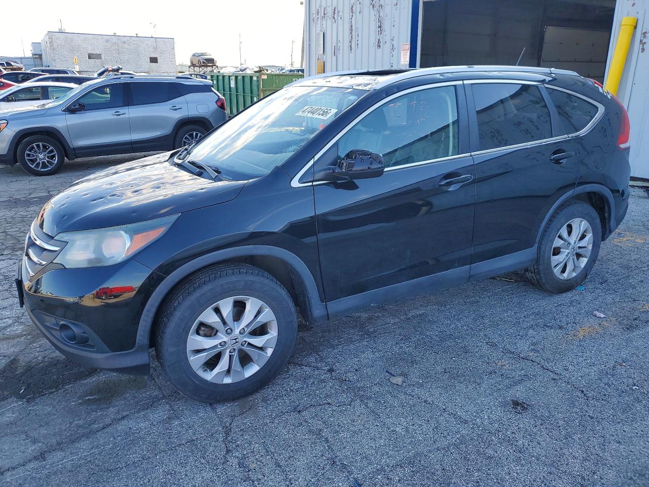 Salvage Honda Crv Image