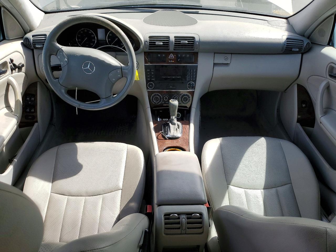 Mercedes-Benz C-Class 240