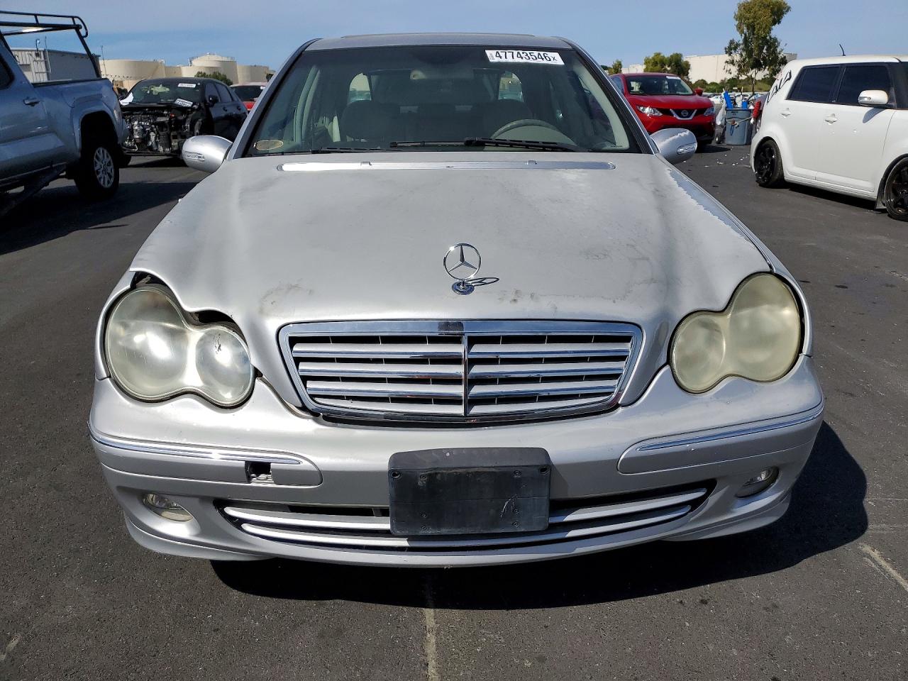 Mercedes-Benz C-Class 240