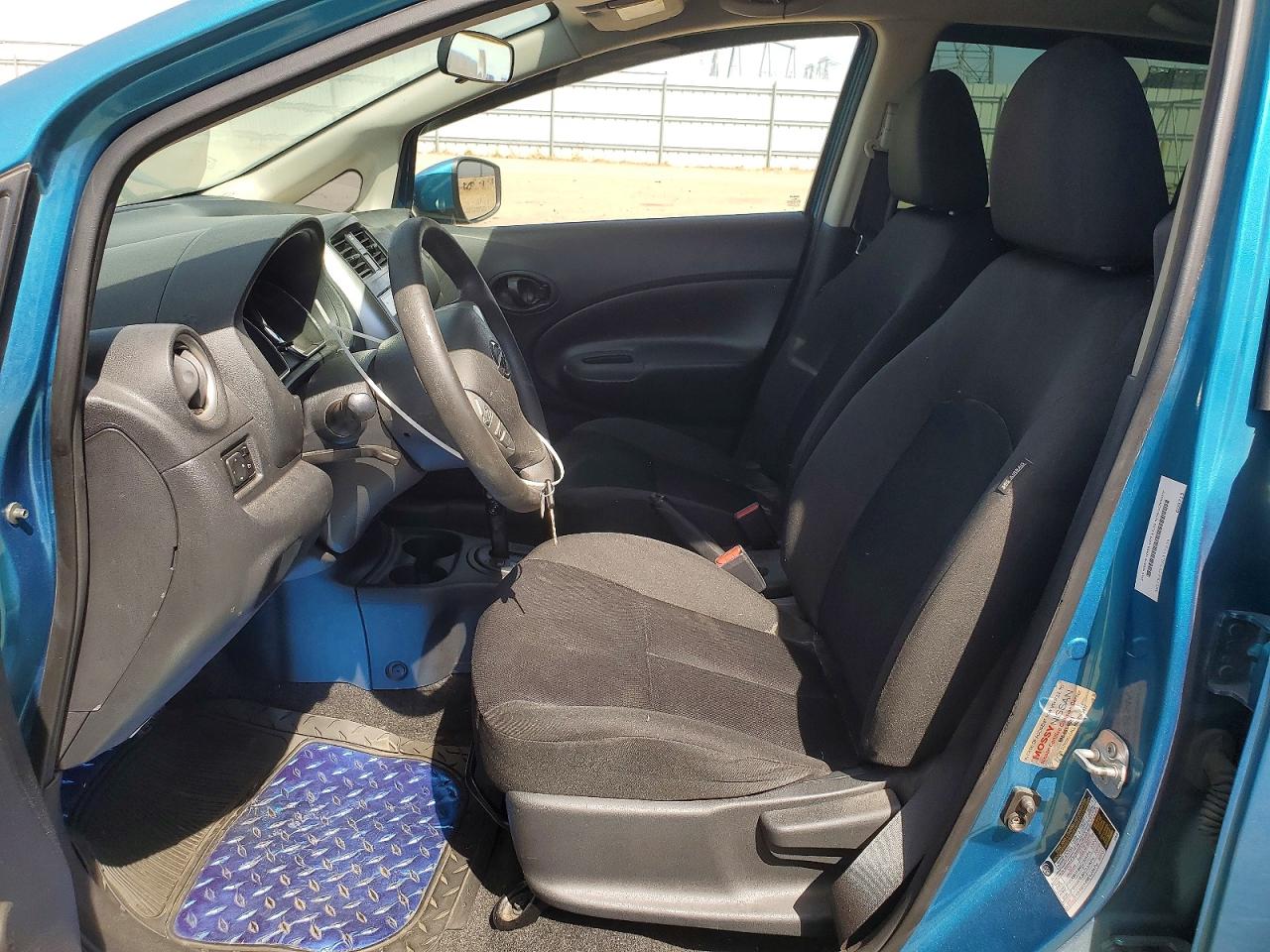Nissan Versa S Plus