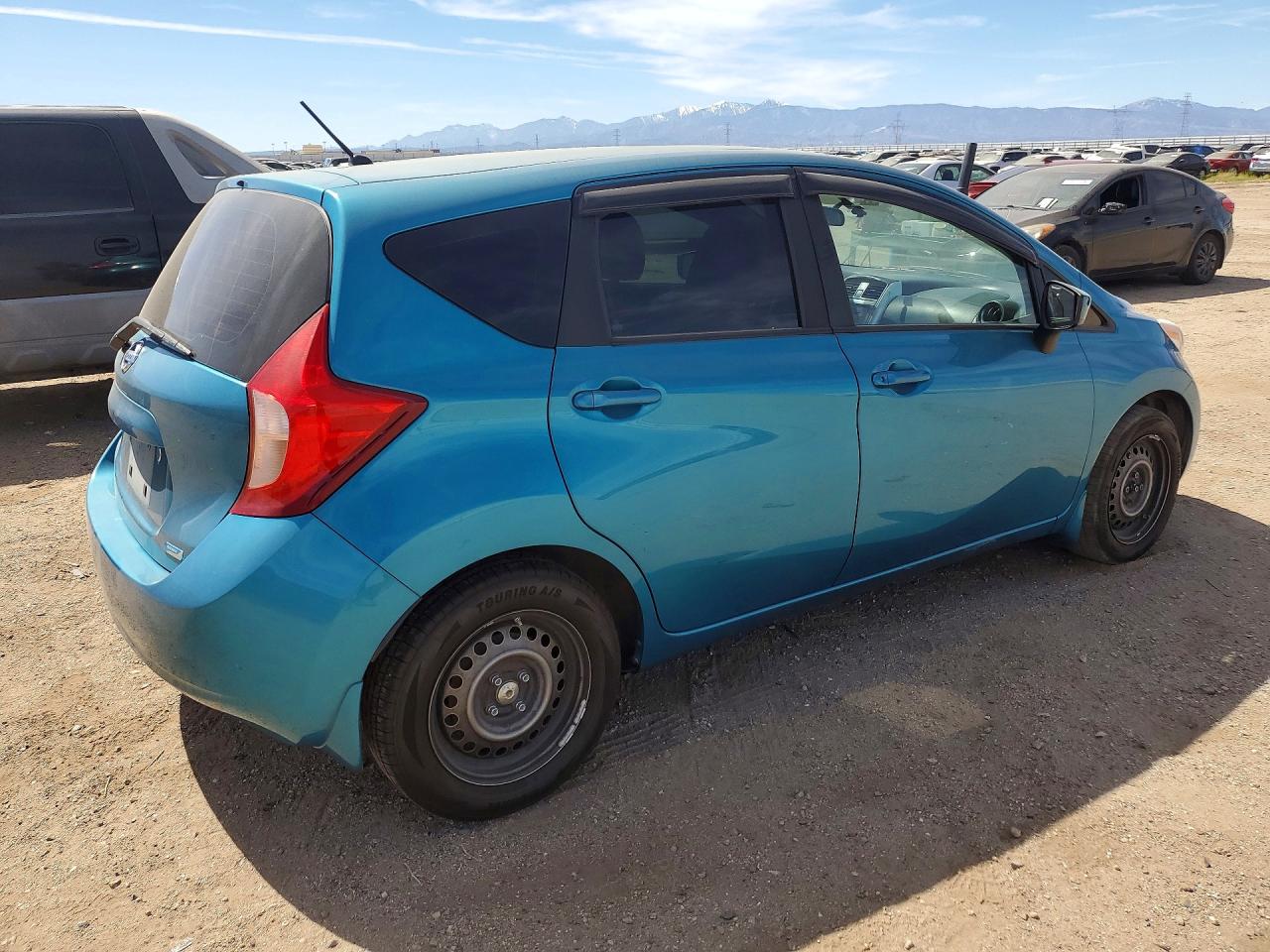Nissan Versa S Plus