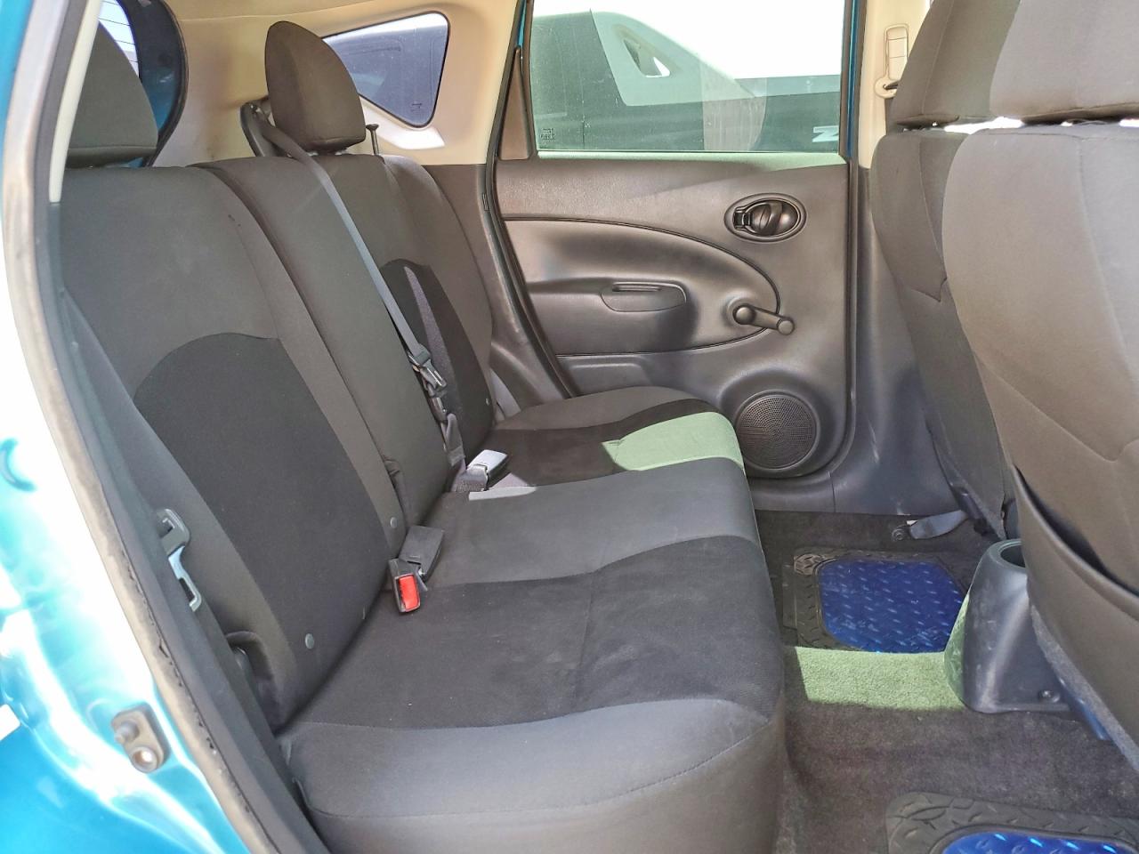 Nissan Versa S Plus