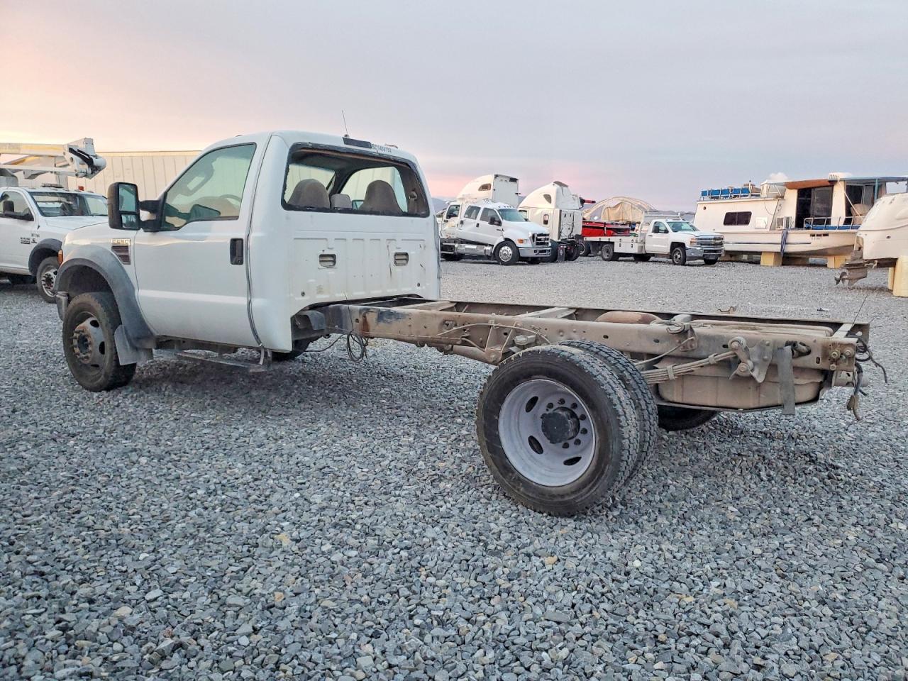 Ford F-550 Super Duty