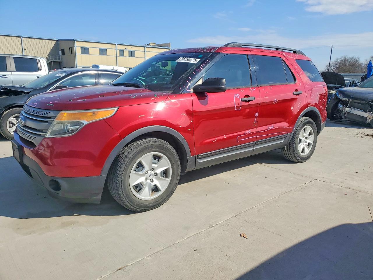 Salvage Ford Explorer Image