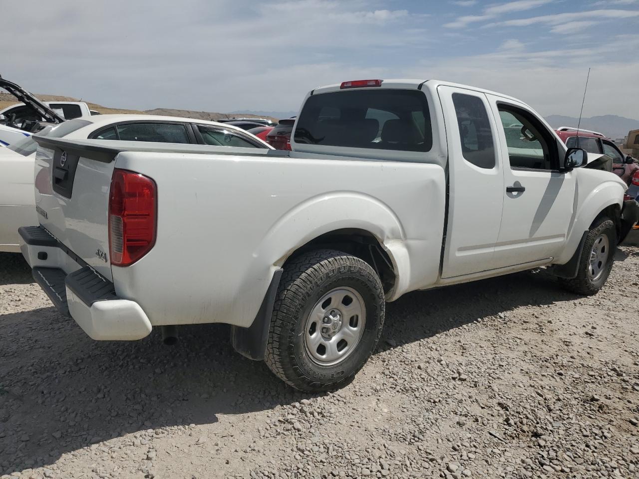 Nissan Frontier S