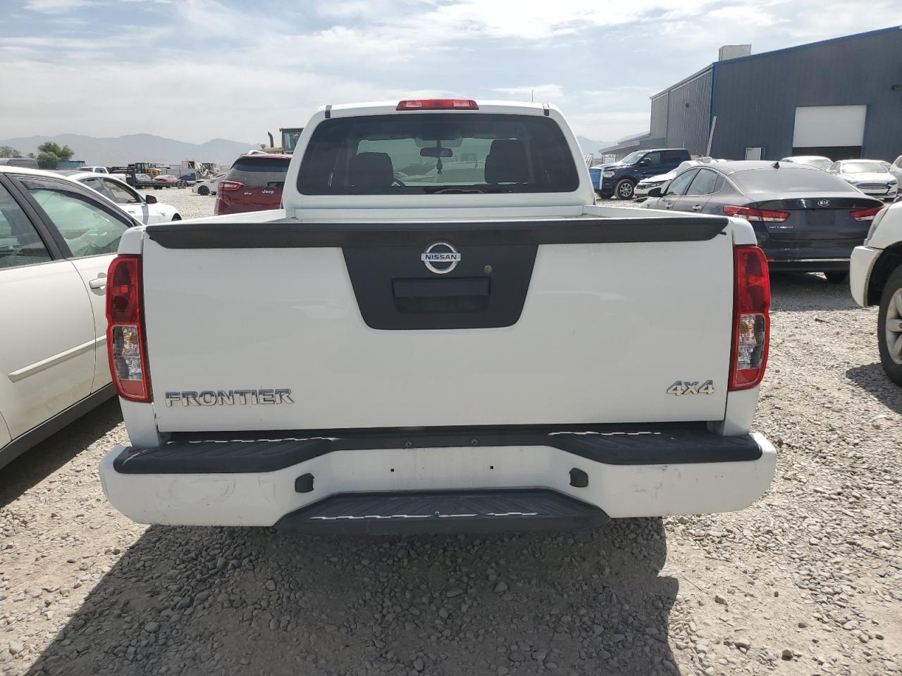 Nissan Frontier S