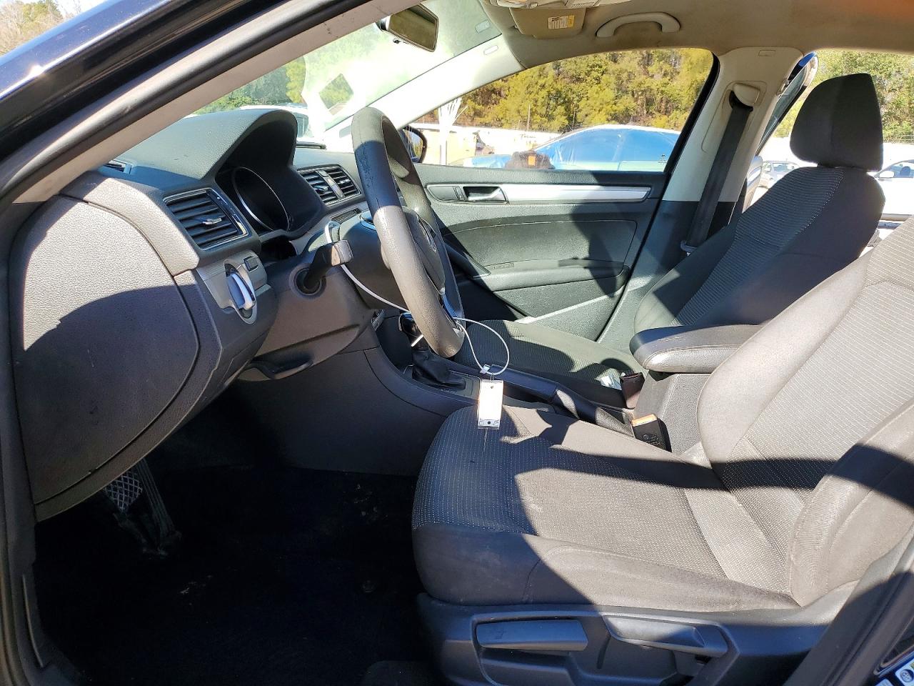 Volkswagen Passat S