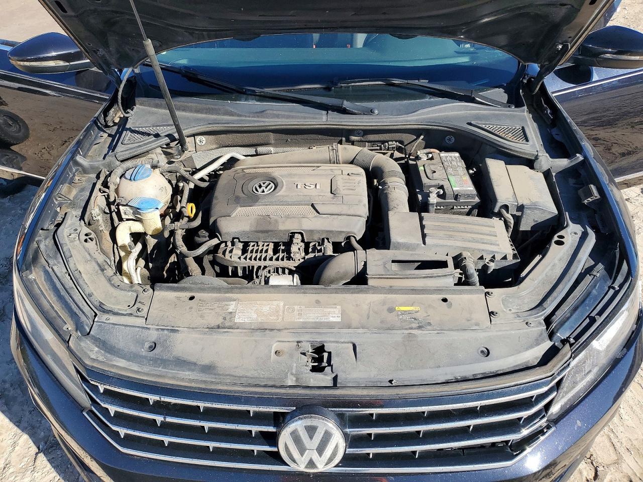 Volkswagen Passat S